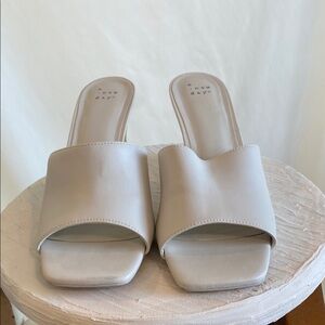 A New Day Women's Cream Slide Sandals